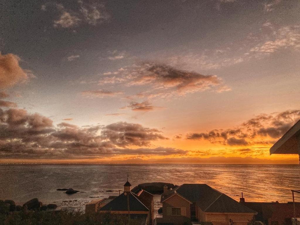 Sail Away Studios Simonʼs Town エクステリア 写真